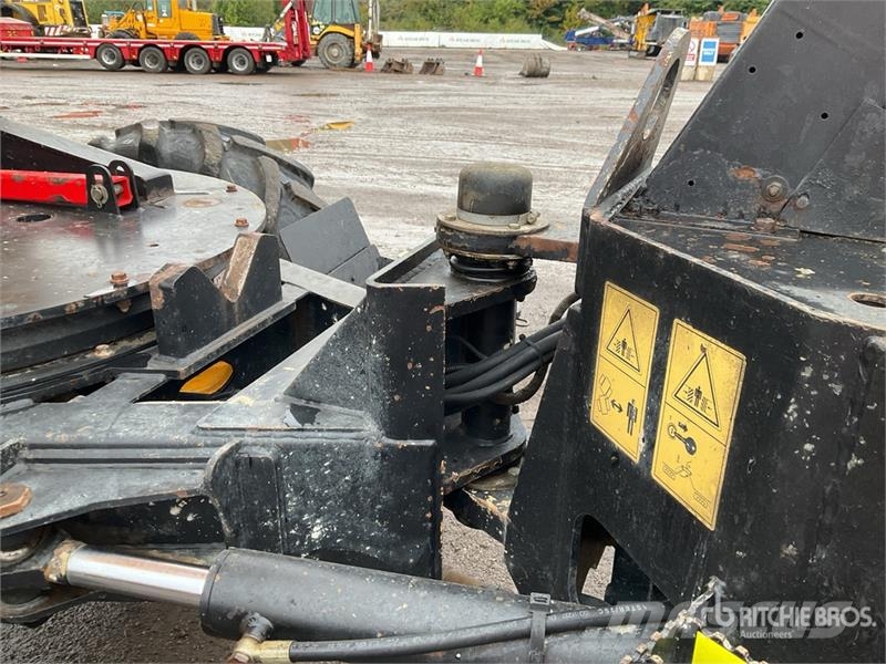 JCB 6 ton 4x4 Swivel Dumper Ne cestni demperji
