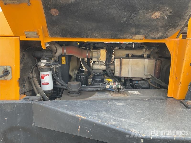 JCB 6 ton 4x4 Swivel Dumper Dúmpers de obra