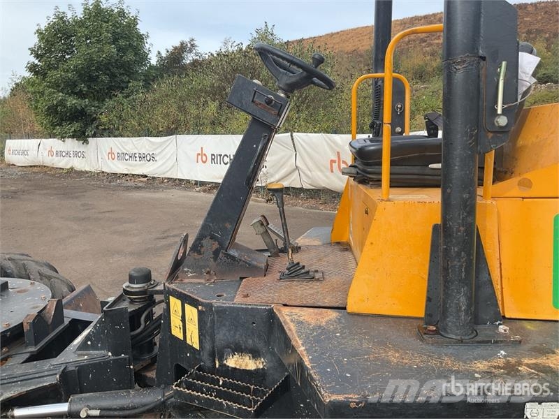 JCB 6 ton 4x4 Swivel Dumper Dúmpers de obra