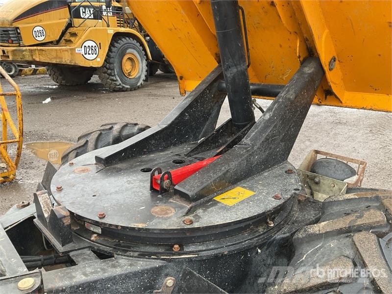 JCB 6 ton 4x4 Swivel Dumper Ne cestni demperji