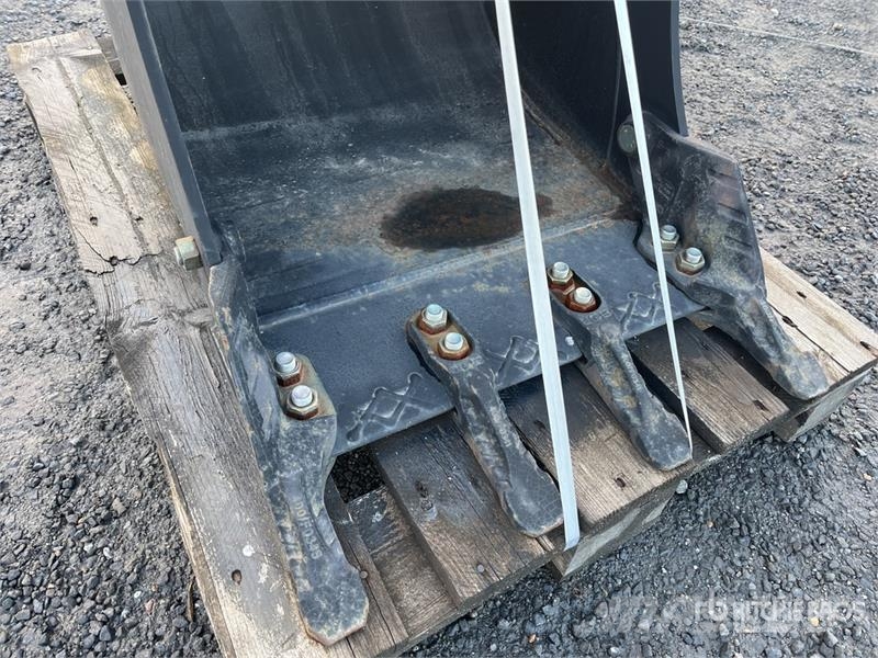 JCB 60 cm Backhoe Loader Bucket (Unused) Baldes