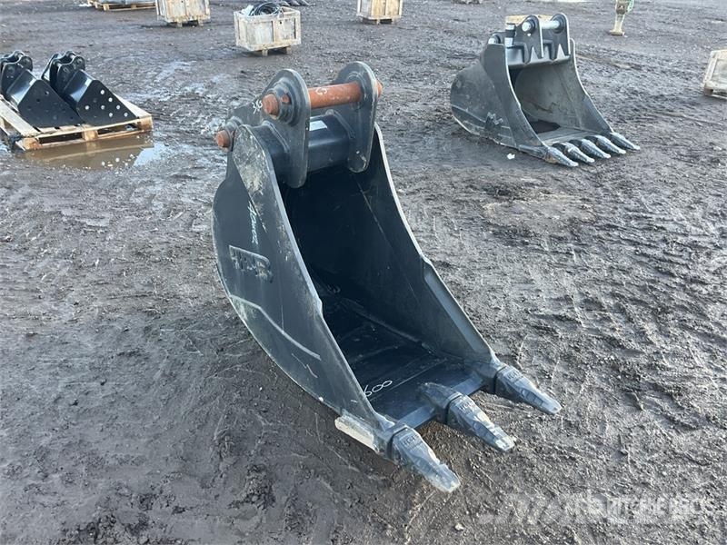 JCB 600 mm Digging Bucket (Unused) دلاء
