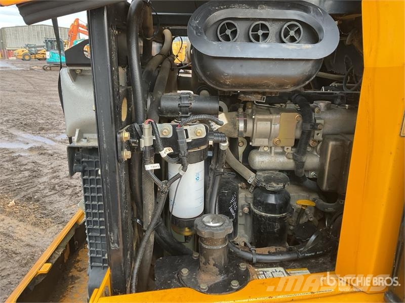 JCB 6ST 6 ton 4x4 Swivel Cab Dumper Dumpere