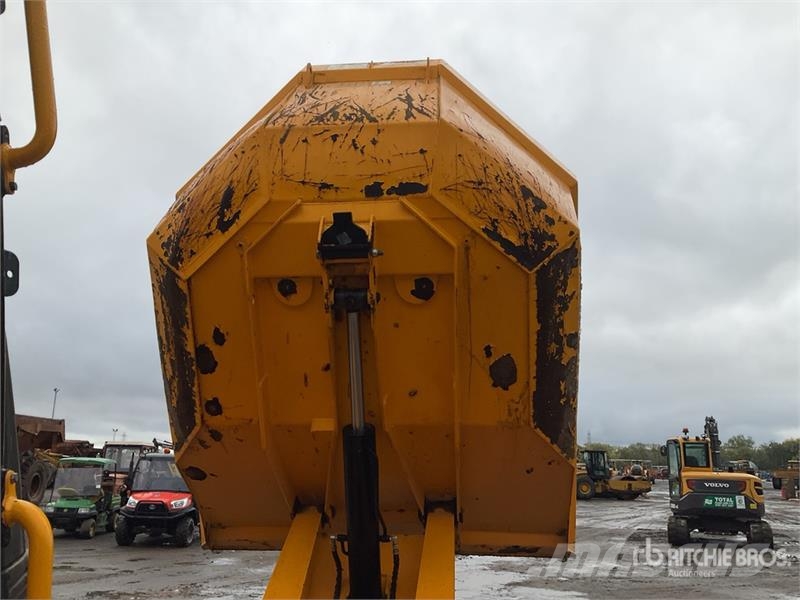 JCB 6ST 6 ton 4x4 Swivel Cab Dumper عربات نقل قلابة للمواقع