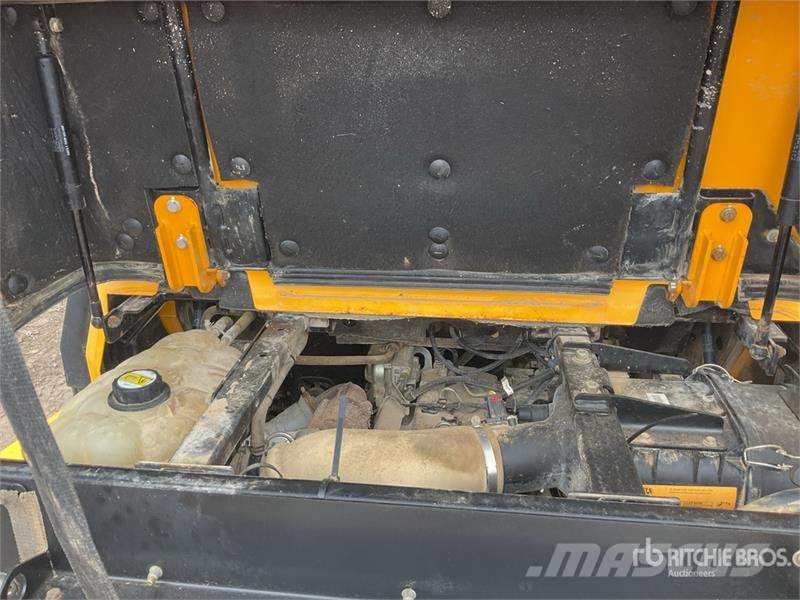 JCB 6ST 6 ton 4x4 Swivel Dumper Site dumpers