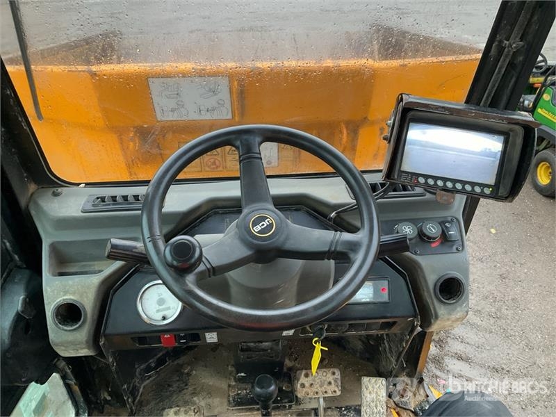 JCB 6ST 6 ton 4x4 Swivel Cab Dumper Väikekallurid