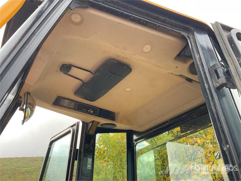 JCB 6ST 6 ton 4x4 Swivel Cab Dumper Dumpere