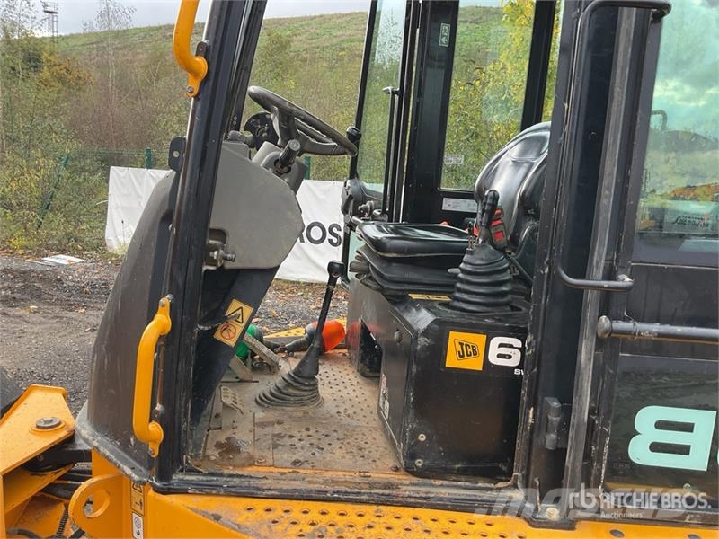 JCB 6ST 6 ton 4x4 Swivel Cab Dumper Dumpere