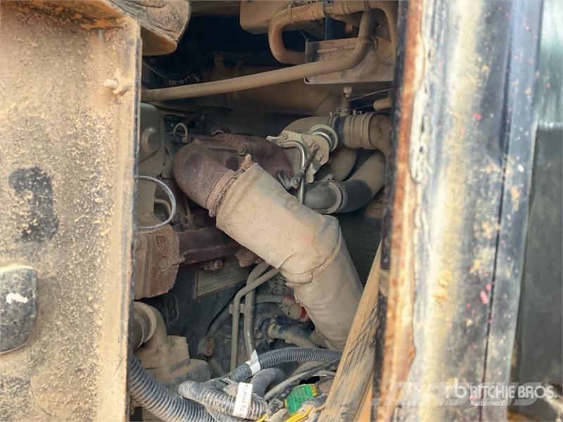 JCB 6ST 6 ton 4x4 Swivel Cab Dumper عربات نقل قلابة للمواقع