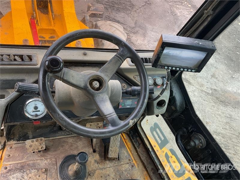 JCB 6ST 6 ton 4x4 Swivel Dumper Väikekallurid