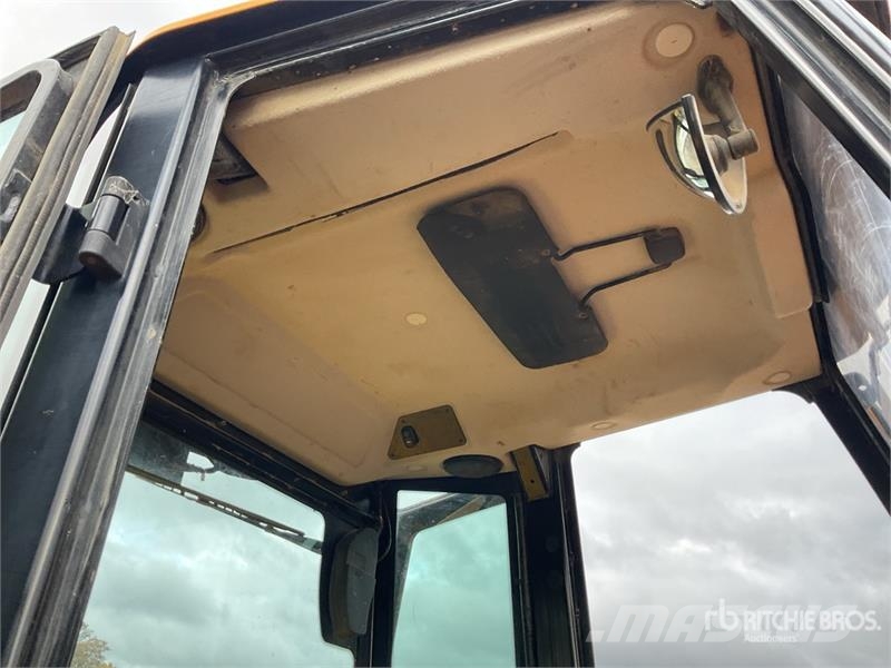 JCB 6ST 6 ton 4x4 Swivel Cab Dumper Dumpere