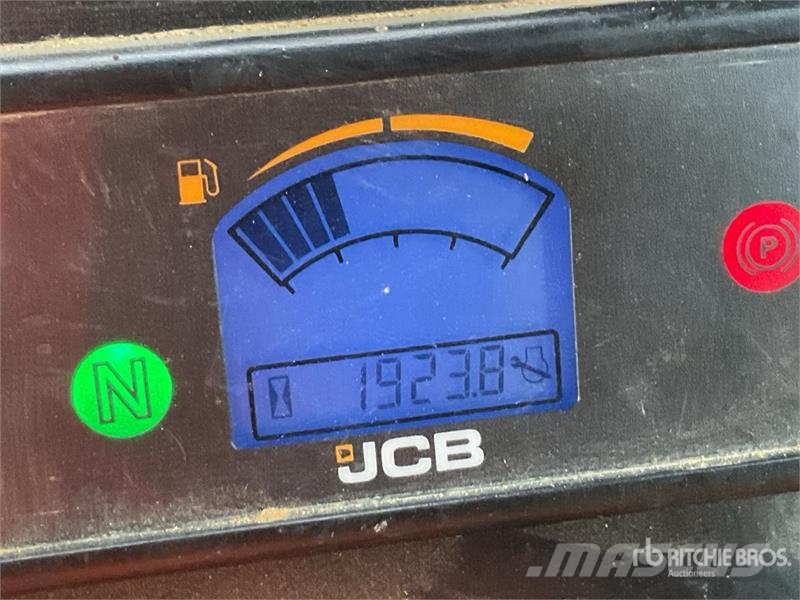 JCB 6ST 6 ton 4x4 Swivel Cab Dumper Dumpere