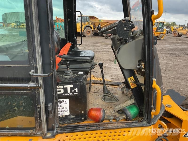 JCB 6ST 6 ton 4x4 Swivel Cab Dumper Dumpere