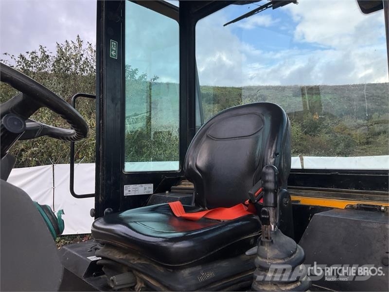 JCB 6ST 6 ton Swivel Cab Dumper عربات نقل قلابة للمواقع