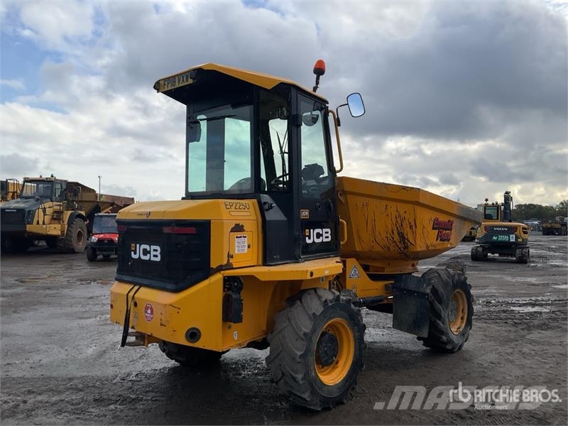 JCB 6ST 6 ton Swivel Cab Dumper عربات نقل قلابة للمواقع