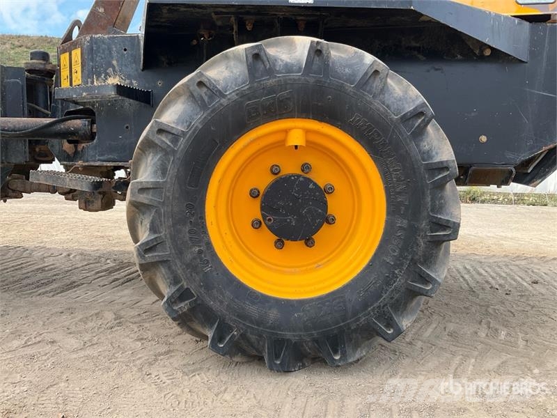 JCB 6TFT 4x4 Dumper عربات نقل قلابة للمواقع
