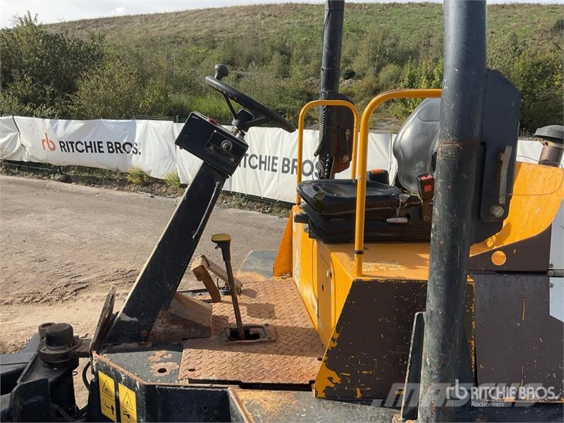 JCB 6TFT 6 ton 4x4 Dumper Mezei dömperek