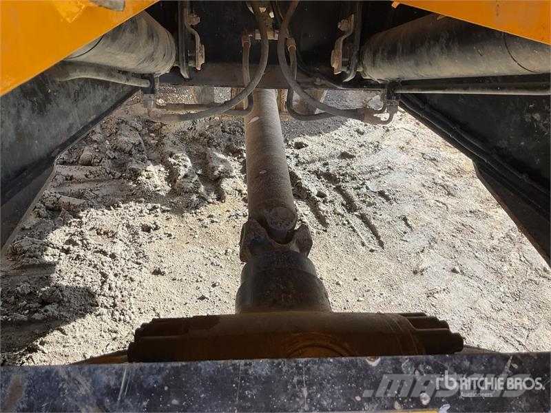 JCB 6TFT 6 ton 4x4 Dumper Mezei dömperek