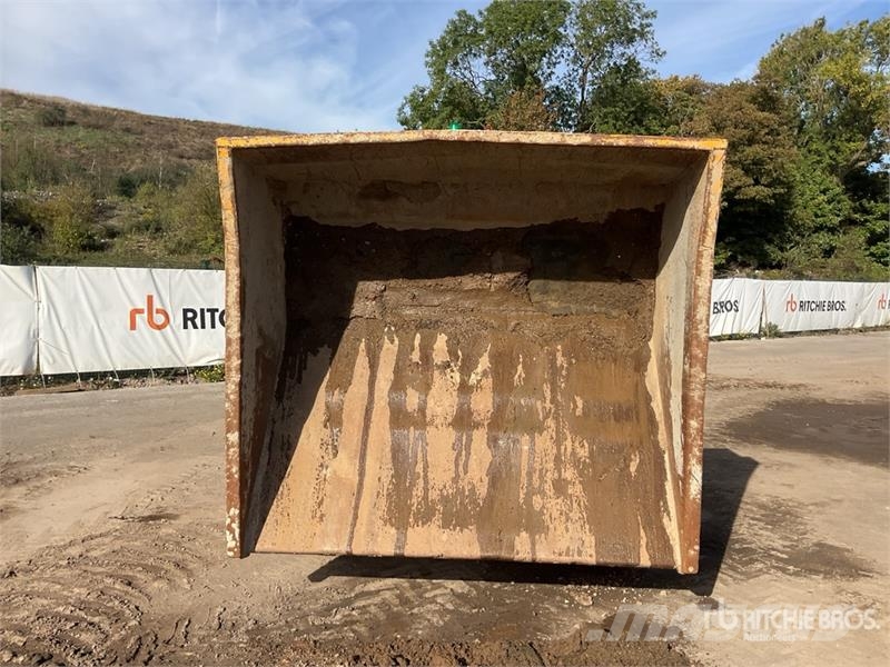 JCB 6TFT 6 ton 4x4 Dumper Mezei dömperek