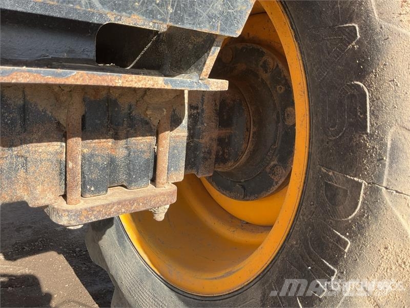 JCB 6TFT 6 ton 4x4 Dumper Site dumpers