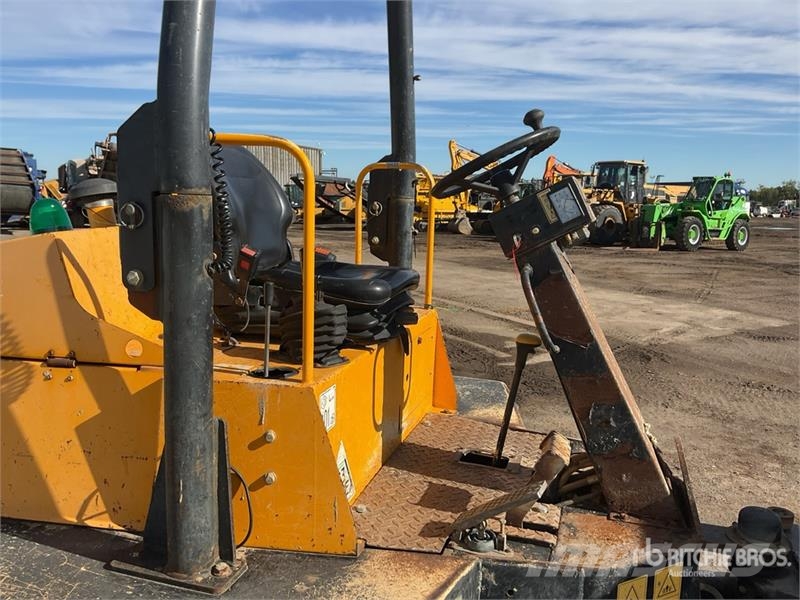 JCB 6TFT 6 ton 4x4 Dumper Site dumpers