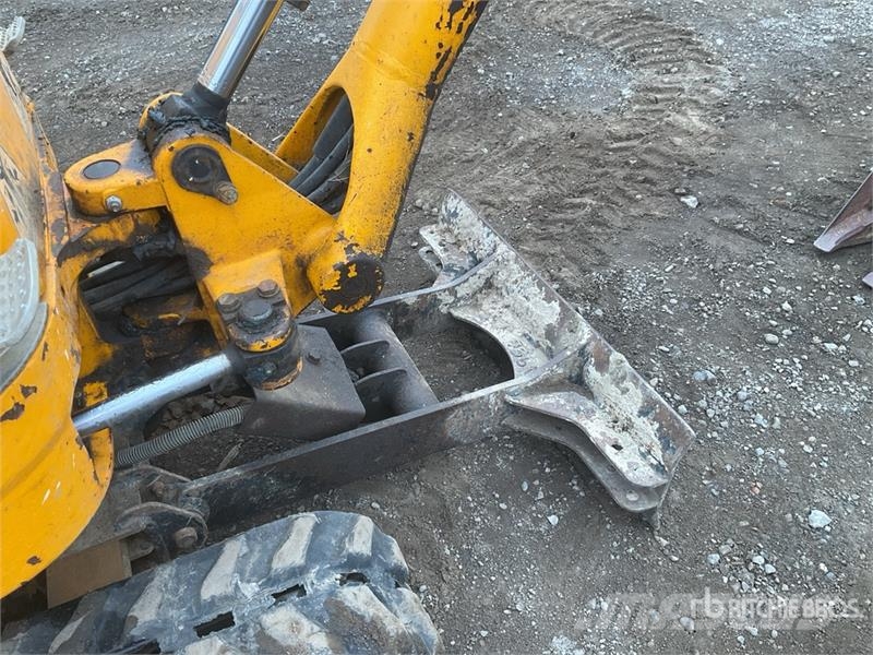 JCB 8008 حفارات صغيرة أقل من 7 طن (حفارات صغيرة)