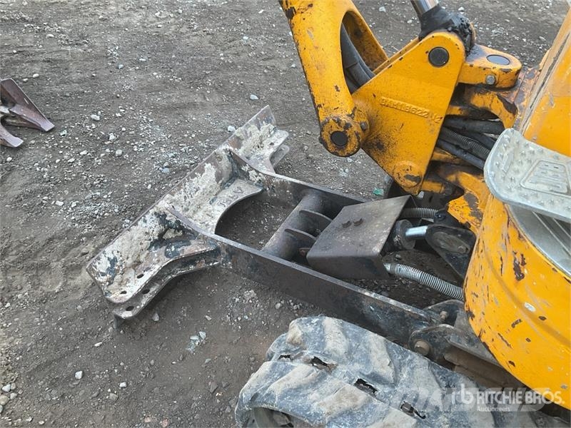 JCB 8008 حفارات صغيرة أقل من 7 طن (حفارات صغيرة)