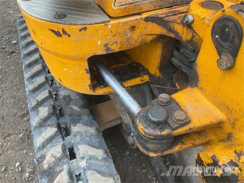 JCB 8008 حفارات صغيرة أقل من 7 طن (حفارات صغيرة)