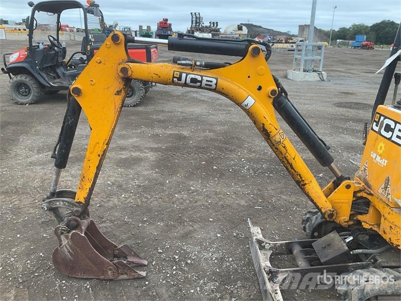 JCB 8008 حفارات صغيرة أقل من 7 طن (حفارات صغيرة)