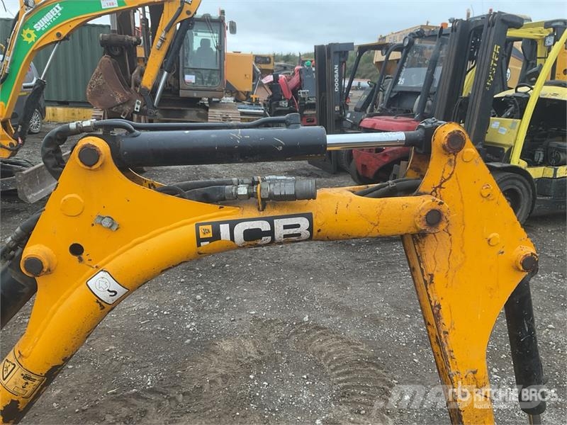 JCB 8008 حفارات صغيرة أقل من 7 طن (حفارات صغيرة)
