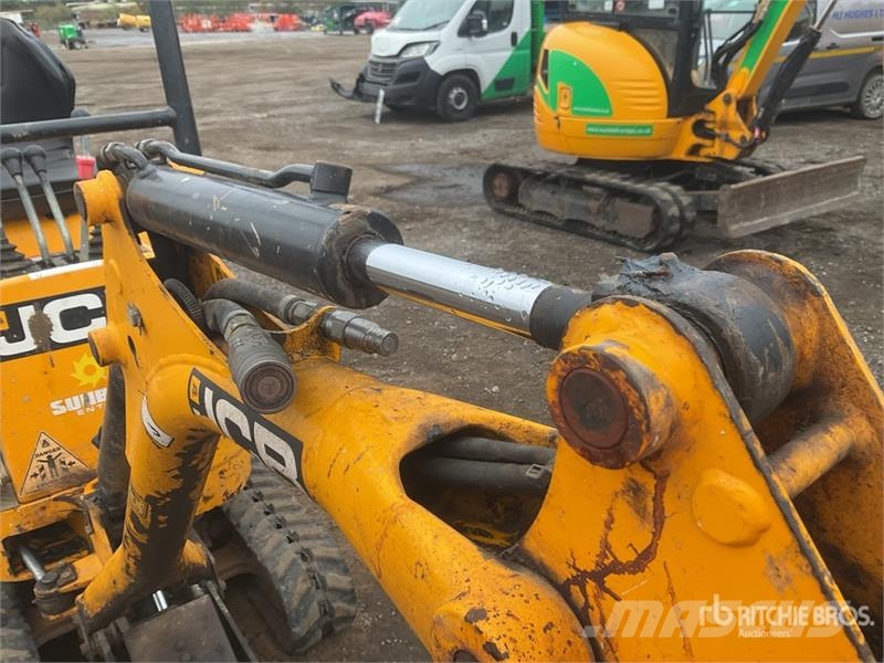 JCB 8008 حفارات صغيرة أقل من 7 طن (حفارات صغيرة)