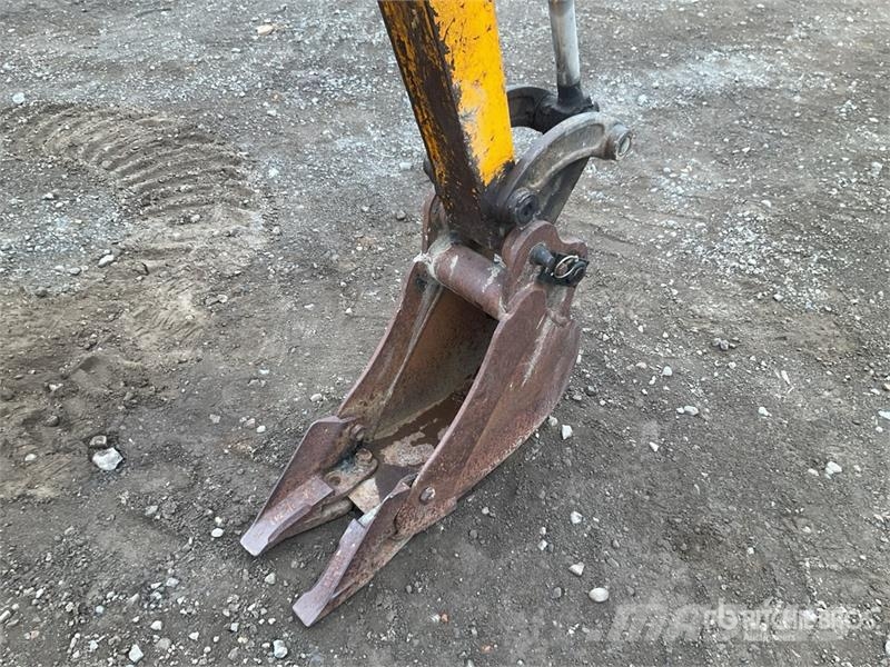 JCB 8008 حفارات صغيرة أقل من 7 طن (حفارات صغيرة)