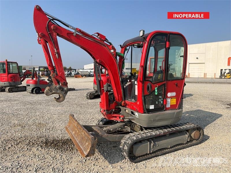 JCB 8025 小型挖掘机