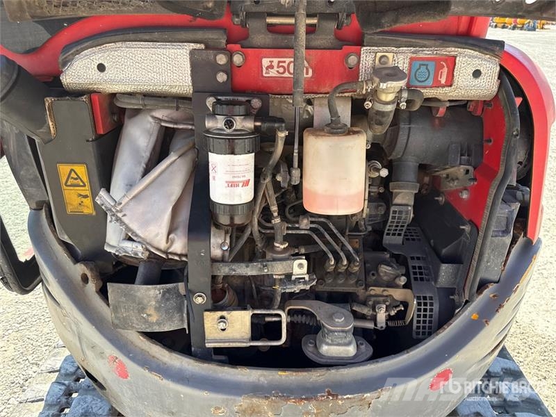 JCB 8025 ZTS 小型挖掘机