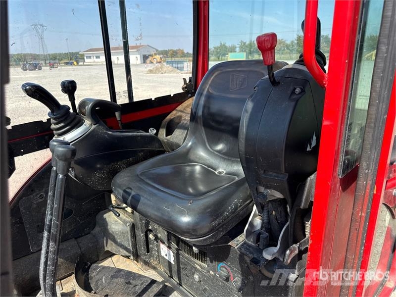 JCB 8025 ZTS 小型挖掘机