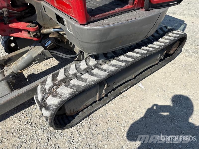 JCB 8025 ZTS 小型挖掘机