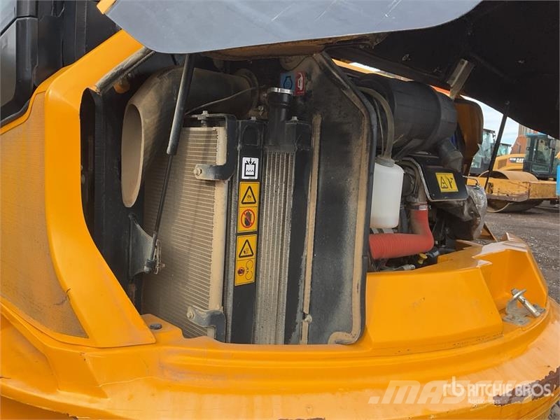 JCB 86C-2 Tracked Excavator Crawler excavators