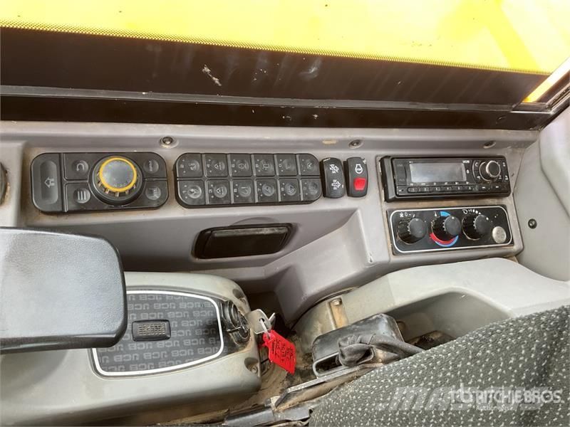 JCB 86C-2 Tracked Excavator Crawler excavators