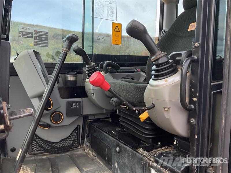 JCB 86C-2 Tracked Excavator Crawler excavators