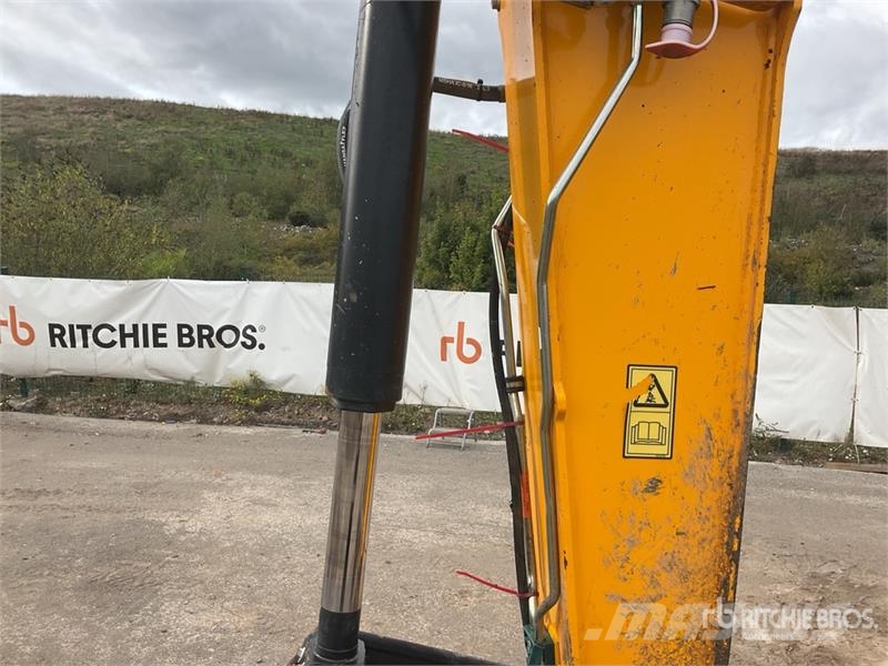 JCB 86C-2 Tracked Excavator Crawler excavators