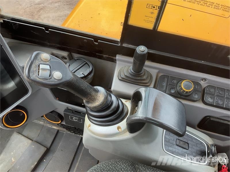 JCB 86C-2 Tracked Excavator Crawler excavators