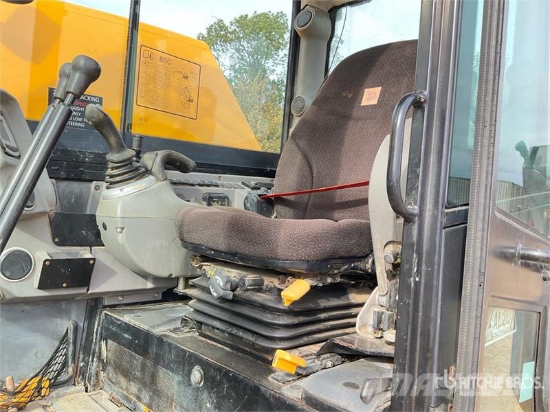 JCB 86C Tracked Excavator Lánctalpas kotrók