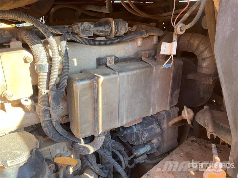 JCB 9 ton 4x4 Dumper Ne cestni demperji
