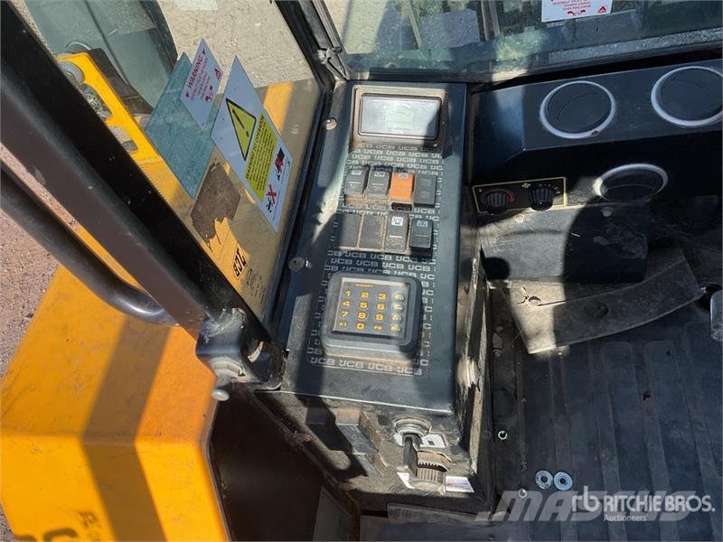JCB 926 Rough terrain trucks