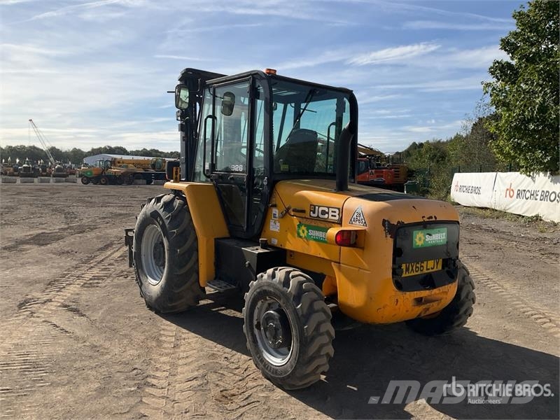 JCB 926 Rough terrain trucks
