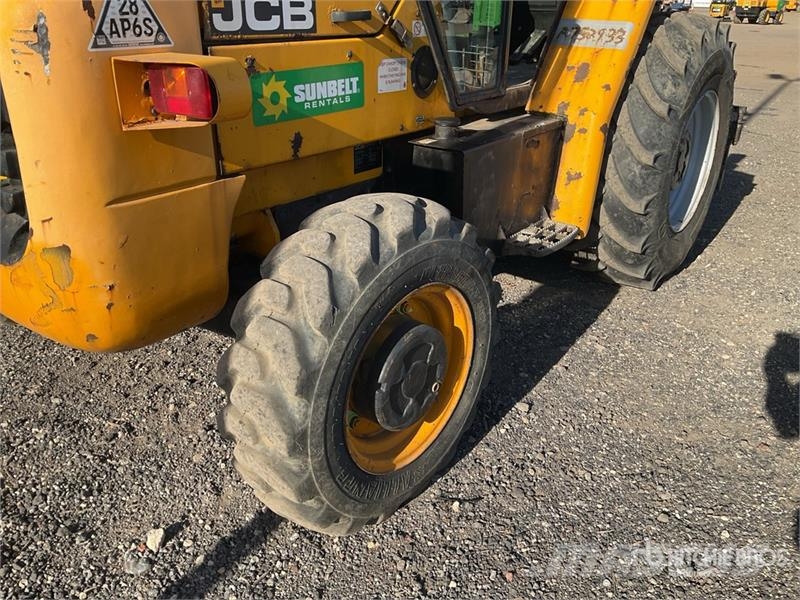 JCB 926 Rough terrain trucks