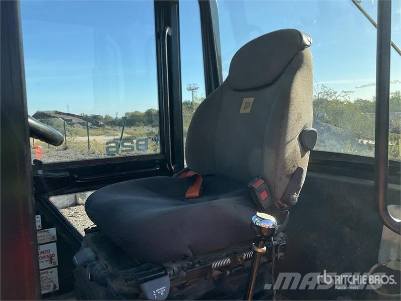 JCB 926 Rough terrain trucks