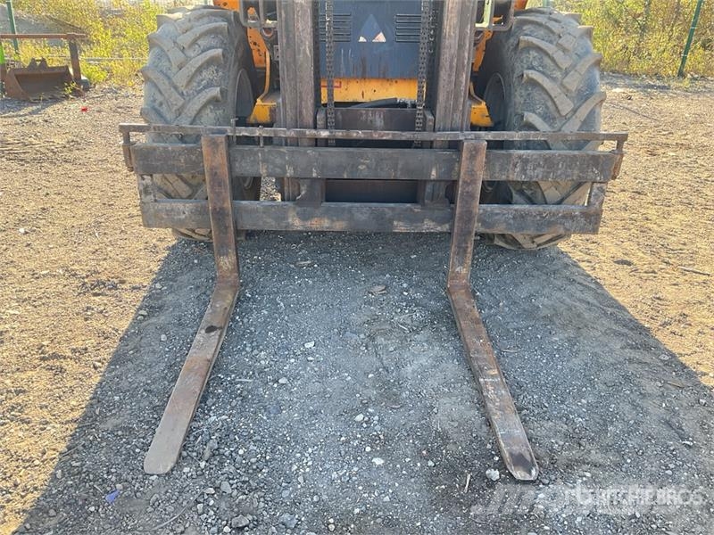 JCB 926 Rough terrain trucks