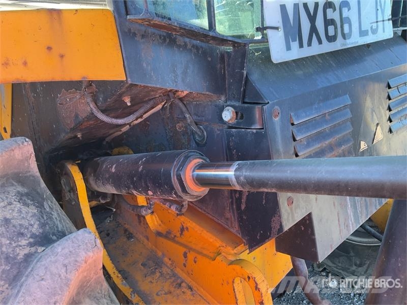 JCB 926 Rough terrain trucks
