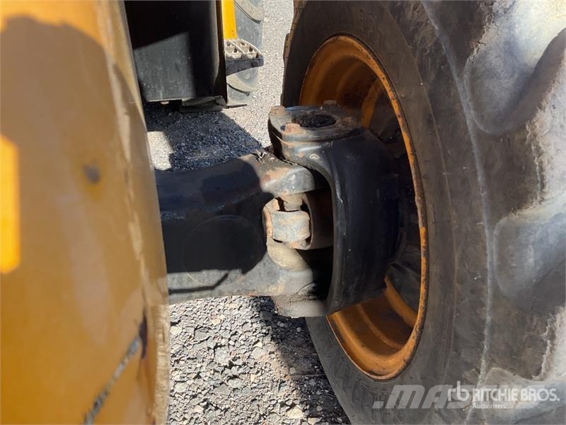 JCB 926 Rough terrain trucks